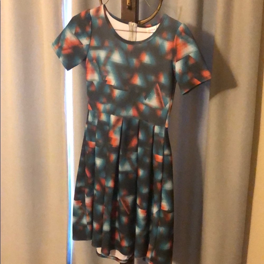 Lularoe Amelia